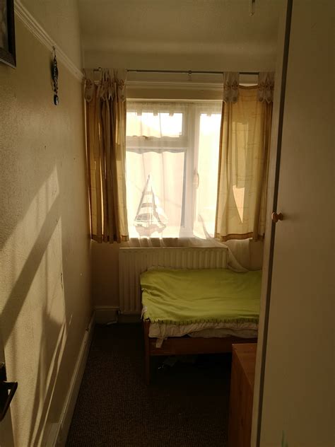 Property: <b>Room</b> in a Shared House, Clive Road, TW14, Available <b>to Rent</b> <b>in Feltham</b>. . Single room to rent in feltham